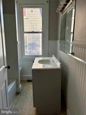 1413 MONROE ST, York, PA 17404