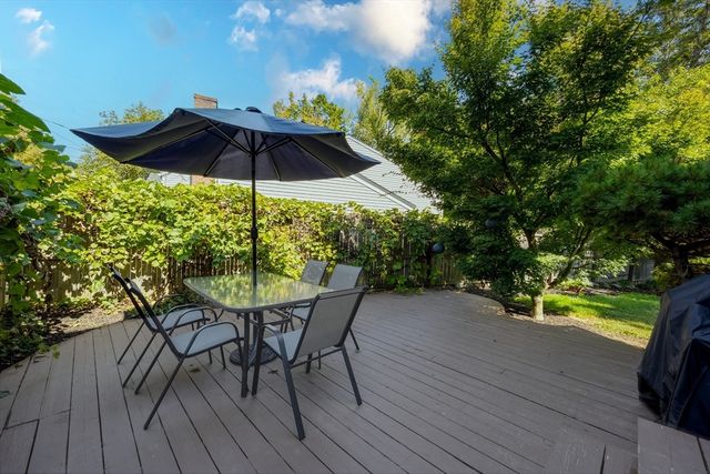 1 Lexington St, South Hadley, MA 01075