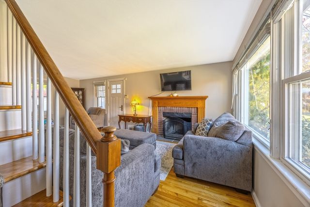 1 Lexington St, South Hadley, MA 01075