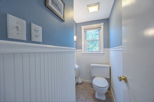1 Lexington St, South Hadley, MA 01075