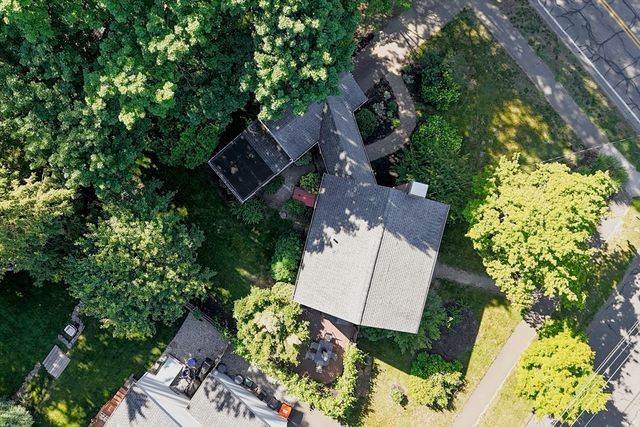 1 Lexington St, South Hadley, MA 01075
