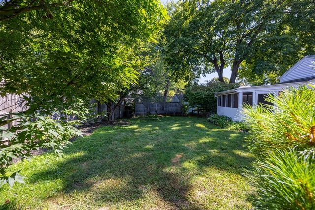 1 Lexington St, South Hadley, MA 01075