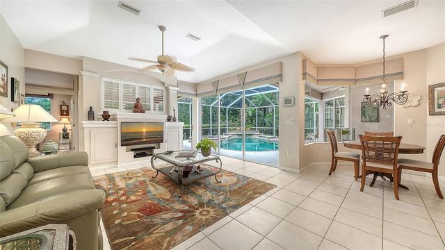 4727 CARRINGTON CIRCLE, Sarasota, FL 34243