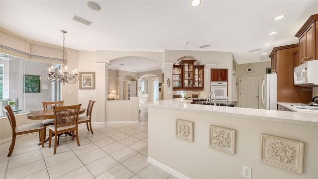 4727 CARRINGTON CIRCLE, Sarasota, FL 34243