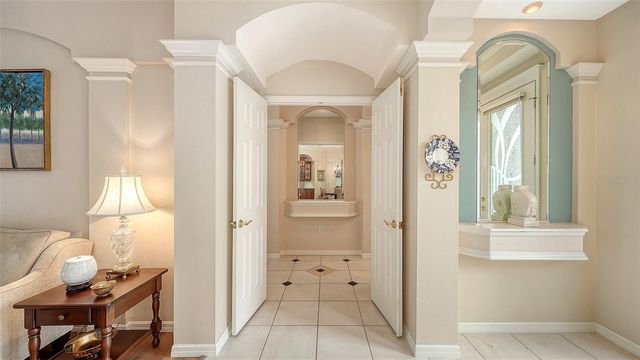 4727 CARRINGTON CIRCLE, Sarasota, FL 34243