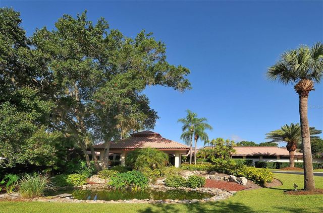 4727 CARRINGTON CIRCLE, Sarasota, FL 34243
