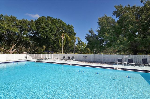 4727 CARRINGTON CIRCLE, Sarasota, FL 34243
