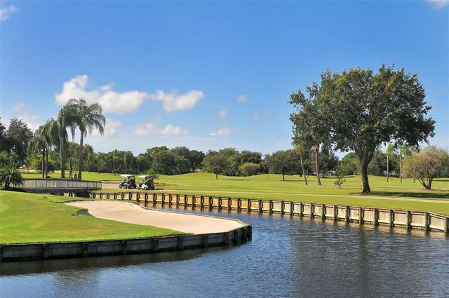 4727 CARRINGTON CIRCLE, Sarasota, FL 34243