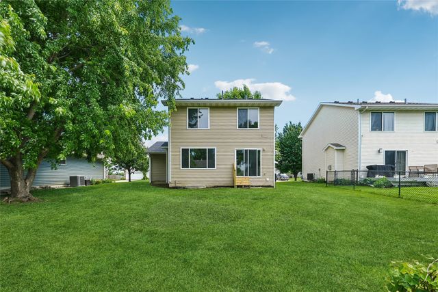6540 SE Sundancer Swing, Pleasant Hill, IA 50327