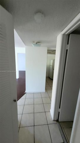 6995 NW 186th St E301, Hialeah, FL 33015