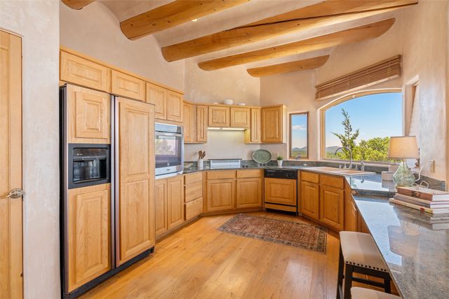 51 Coyote Mountain Road, Santa Fe, NM 87505