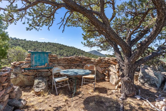 51 Coyote Mountain Road, Santa Fe, NM 87505