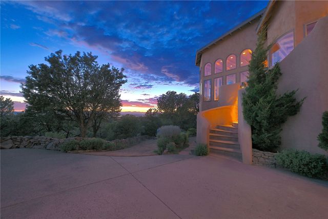 51 Coyote Mountain Road, Santa Fe, NM 87505