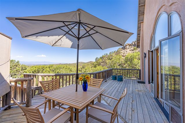 51 Coyote Mountain Road, Santa Fe, NM 87505