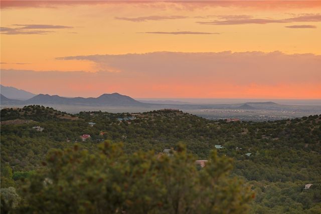 51 Coyote Mountain Road, Santa Fe, NM 87505