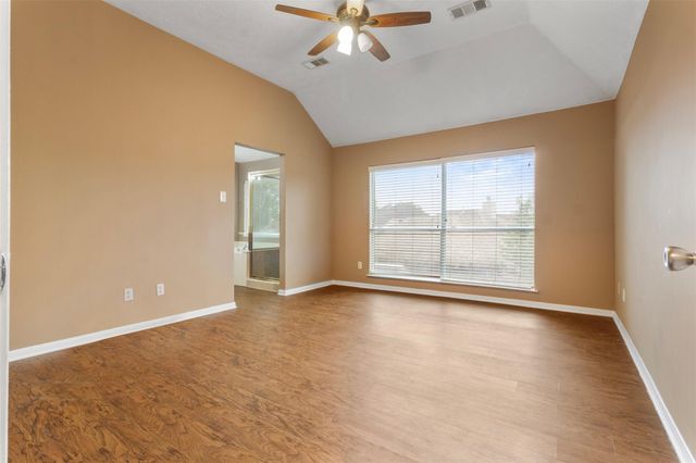 10310 Little Oak Drive, Baytown, TX 77523