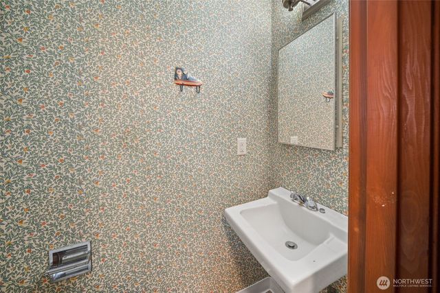 237 Y Street SE, Tumwater, WA 98501