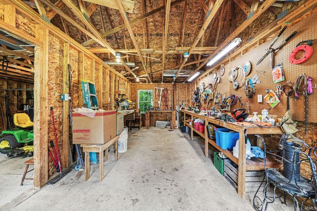 20608 Johnson Road, South Bend, IN 46614