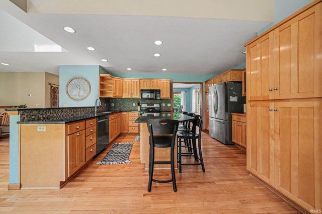 20608 Johnson Road, South Bend, IN 46614