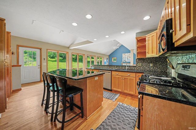 20608 Johnson Road, South Bend, IN 46614