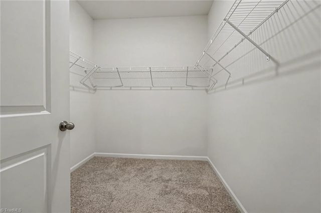 620 Hickory Point Drive, Lexington, NC 27292