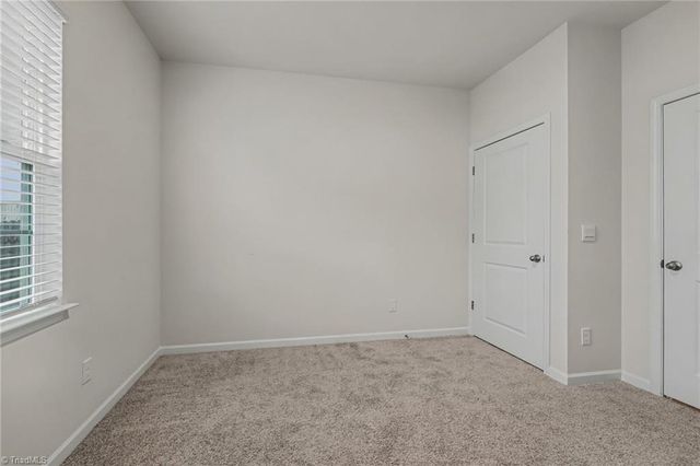 620 Hickory Point Drive, Lexington, NC 27292