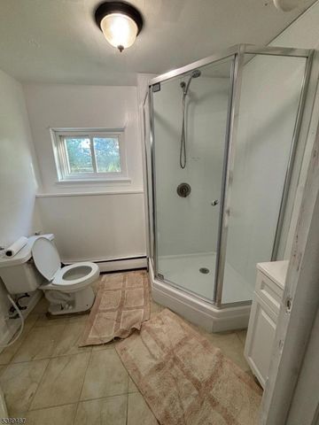 15 Slingerland Ave, Pequannock Twp., NJ 07440