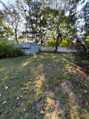 15 Slingerland Ave, Pequannock Twp., NJ 07440