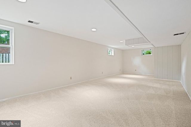 1919 YOUNGBLOOD ST, Mclean, VA 22101