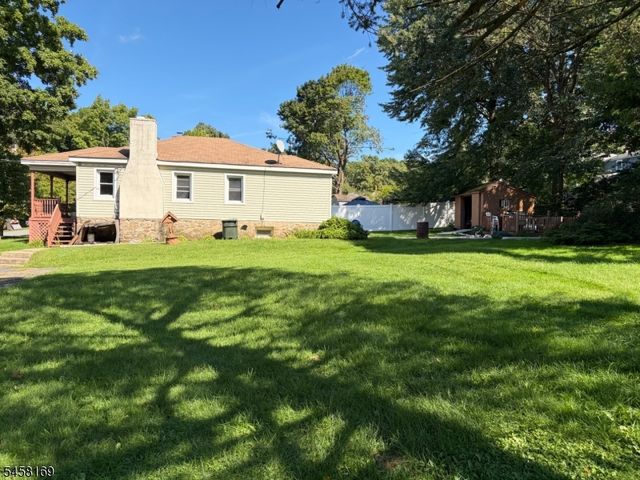 50 Clinton Ave, Mount Olive Twp., NJ 07828