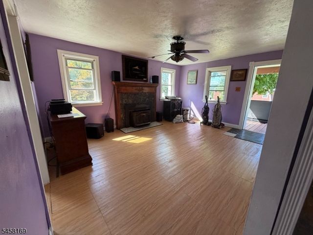 50 Clinton Ave, Mount Olive Twp., NJ 07828