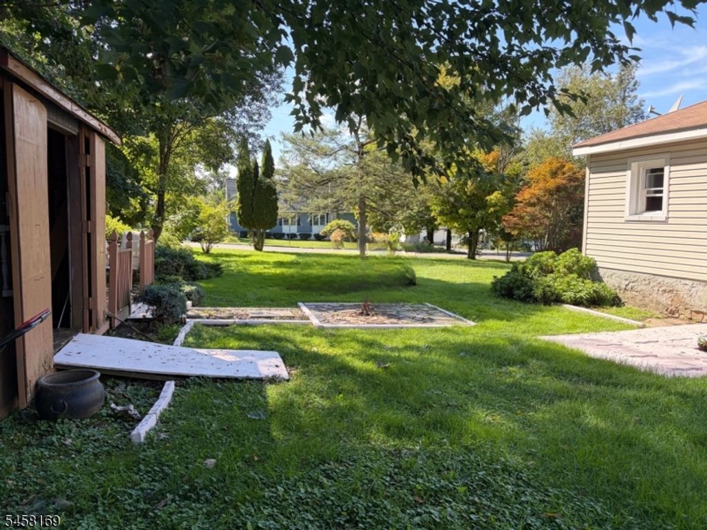 50 Clinton Ave, Mount Olive Twp., NJ 07828 — photo 5
