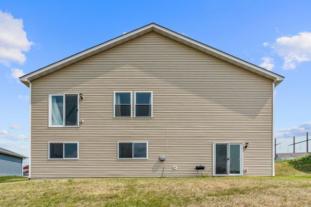 10112 188th Avenue NW, Elk River, MN 55330