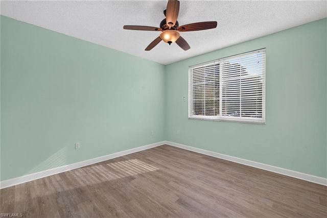 1225 Reserve WAY 203, Naples, FL 34105