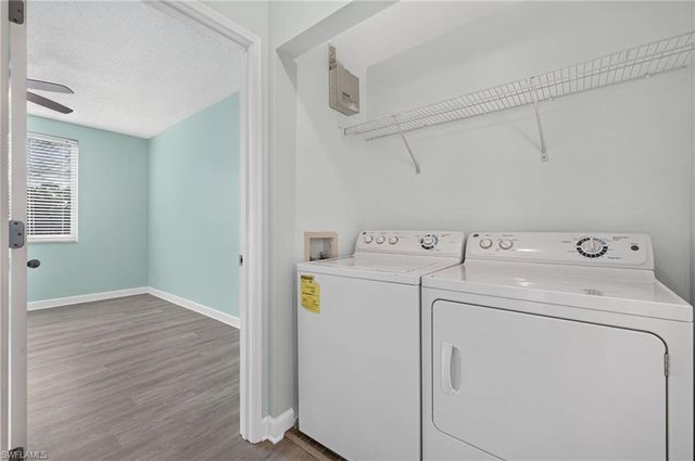 1225 Reserve WAY 203, Naples, FL 34105