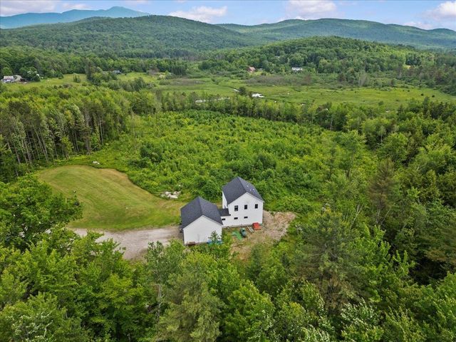 27 Hidden View Road, Underhill, VT 05489