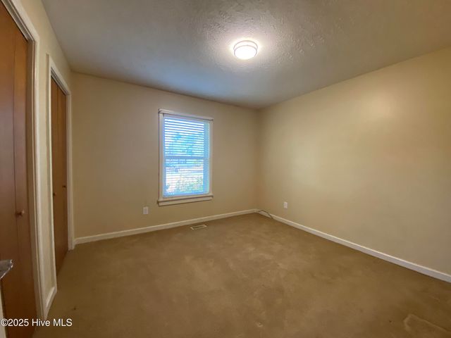 325 N Cherry Street, Pinebluff, NC 28373