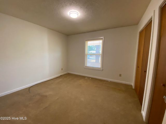 325 N Cherry Street, Pinebluff, NC 28373