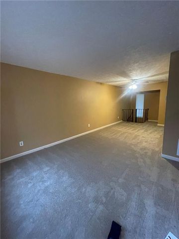 6938 Oakhill Circle, Austell, GA 30168