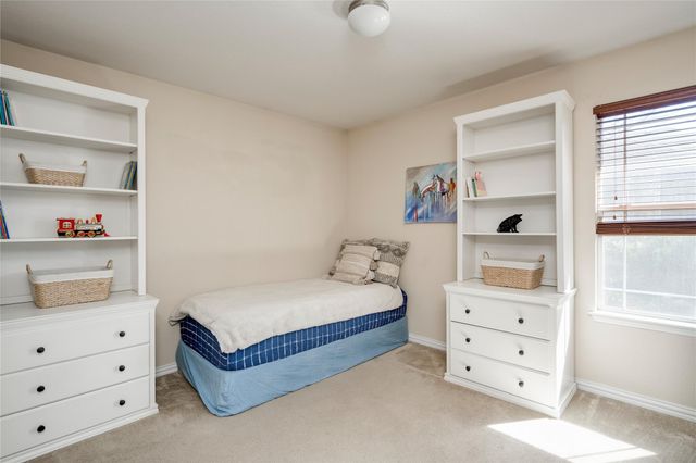 1323 Talley LOOP, Buda, TX 78610