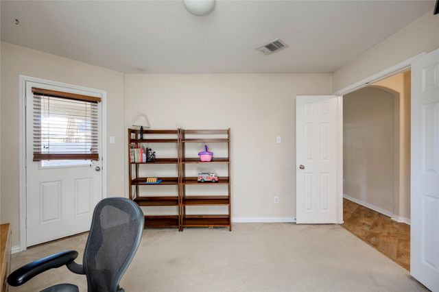 1323 Talley LOOP, Buda, TX 78610