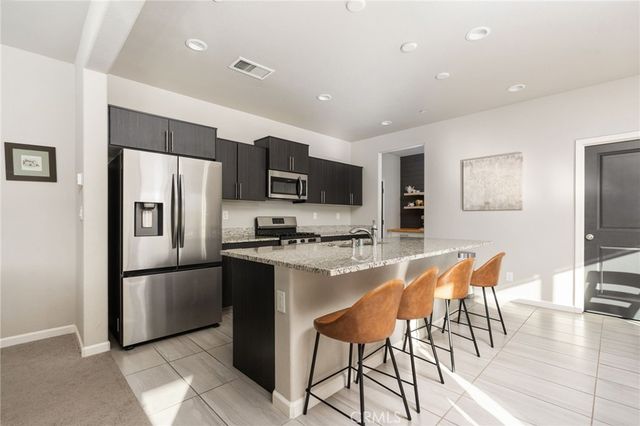 646 Wood Crest, Madera, CA 93636