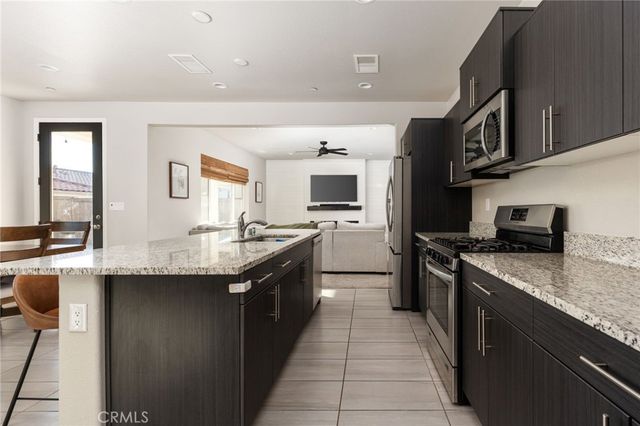 646 Wood Crest, Madera, CA 93636