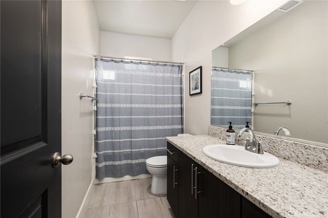 646 Wood Crest, Madera, CA 93636