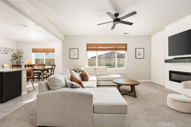 646 Wood Crest, Madera, CA 93636