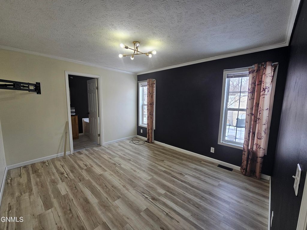 616 Dover Drive, Bismarck, ND 58504 photo 10