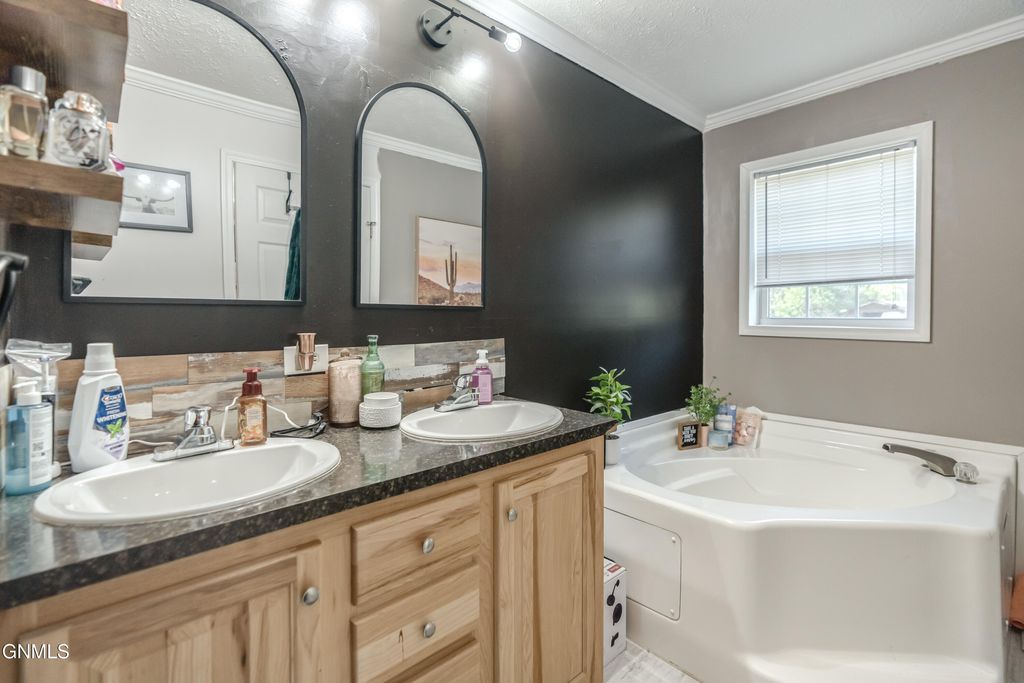 616 Dover Drive, Bismarck, ND 58504 photo 33