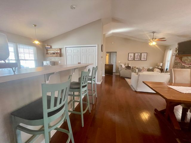 1745 Whitfield DR, Bedford, VA 24523
