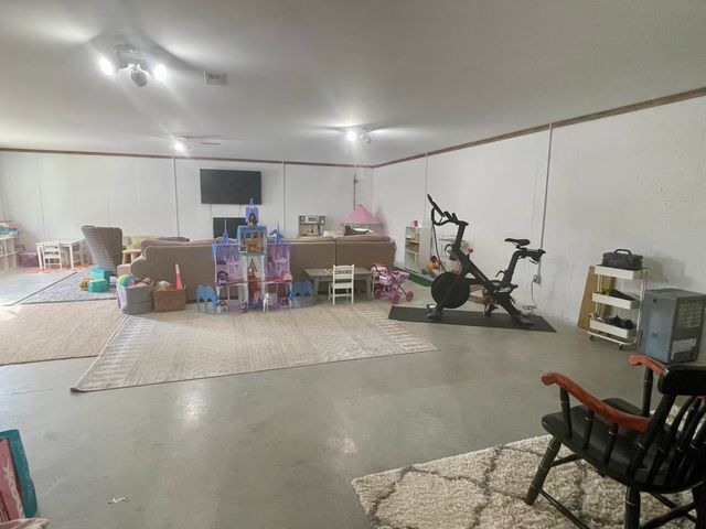 1745 Whitfield DR, Bedford, VA 24523