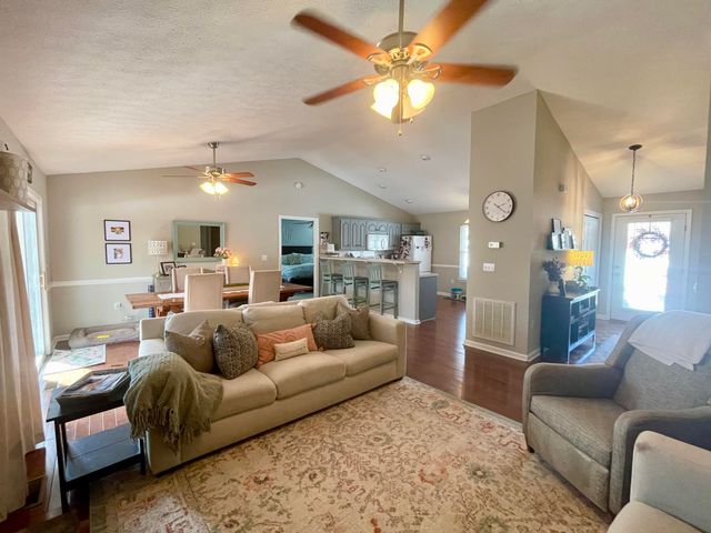 1745 Whitfield DR, Bedford, VA 24523